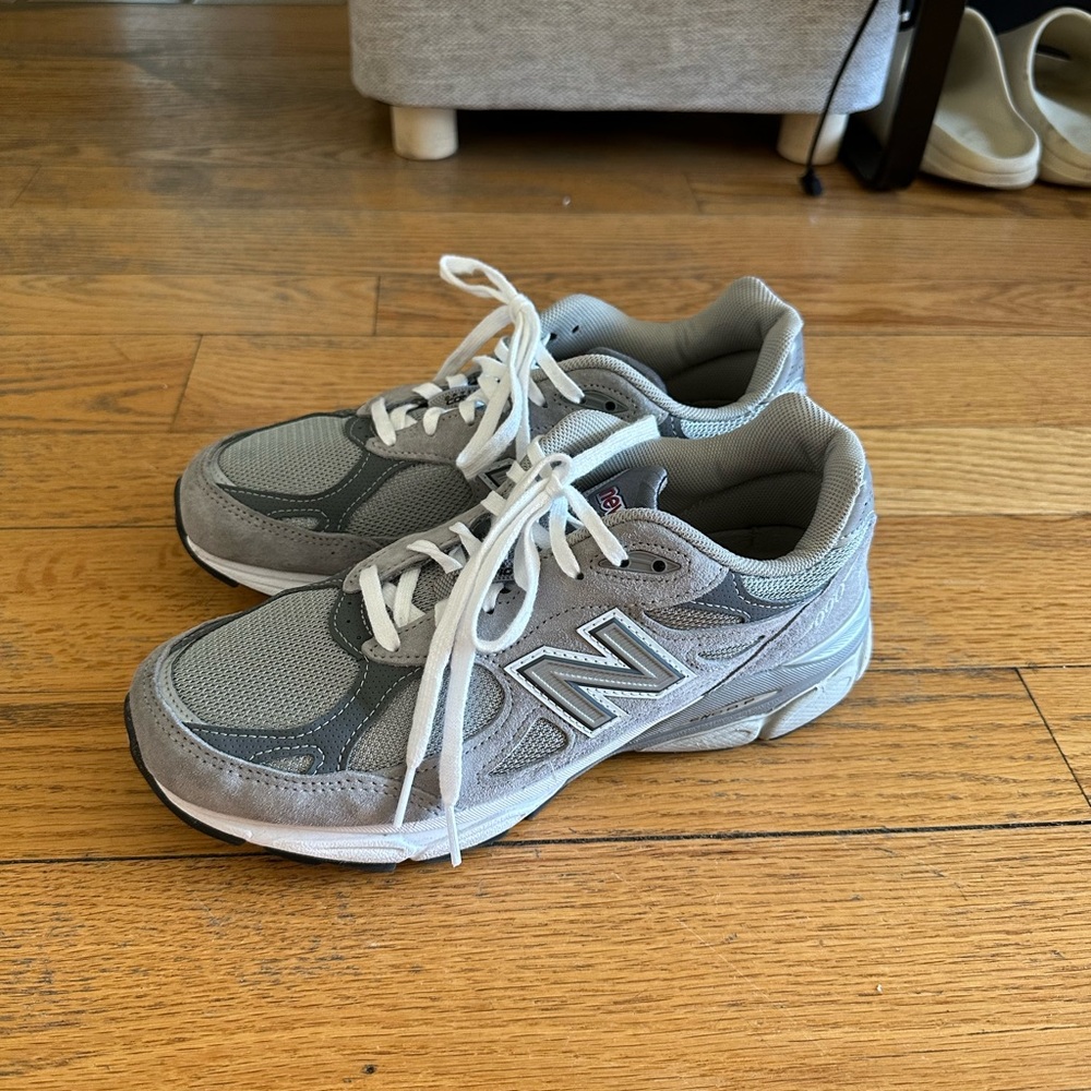 New Balance: Gray Made In USA 990v3 Core Sneakers